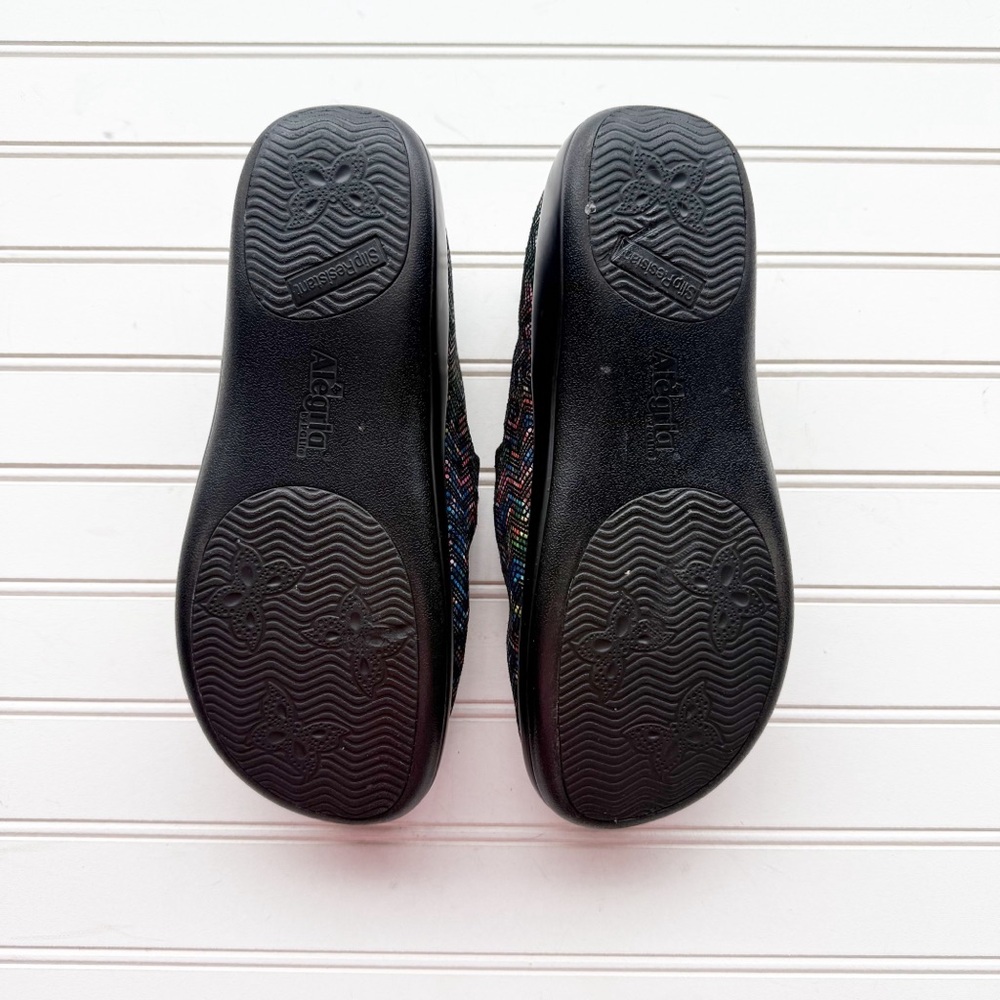 Alegria Size 40 Keli Shoe in Ric Rack Rainbow - Picture 5 of 6